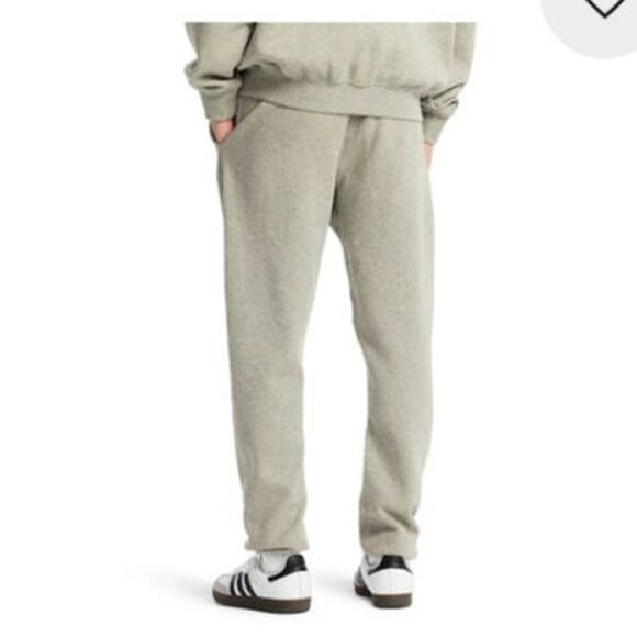 ESSENTIALS FEAR OF GOD Men's Sweatpants Size Medium.  Dark Oatmeal - Picture 3 of 10